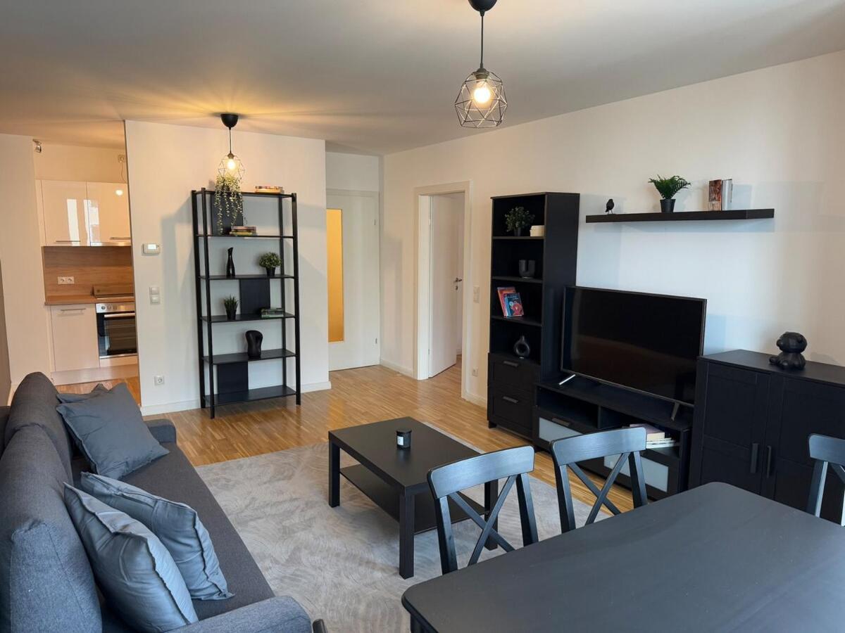 2br, Danube, Central, U6 & S-bahn - Axara Housing Brn 33 * Wien