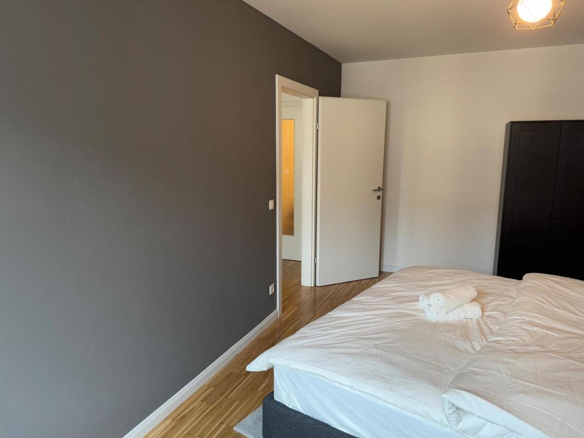 2br, Danube, Central, U6 & S-bahn - Axara Housing Brn 33 Apartment *