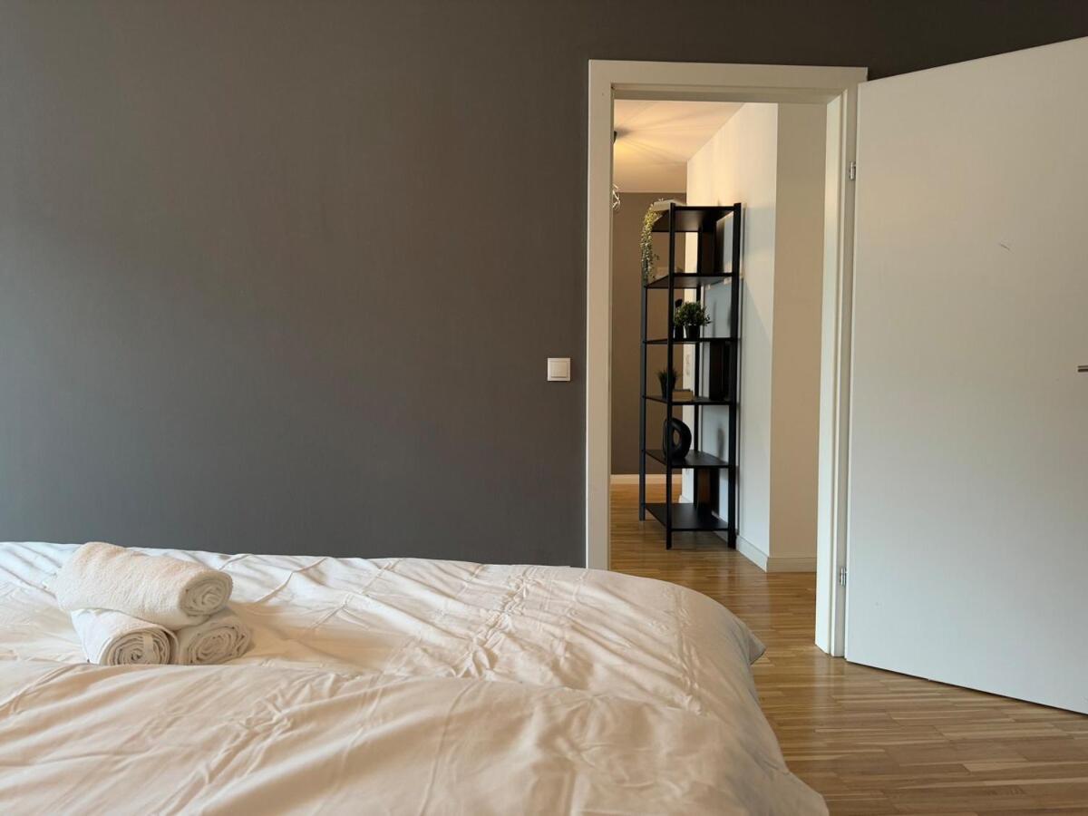 2br, Danube, Central, U6 & S-bahn - Axara Housing Brn 33 Wien