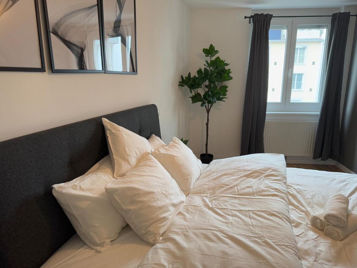 Apartment 2br, Danube, Central, U6 & S-bahn - Axara Housing Brn 33 *