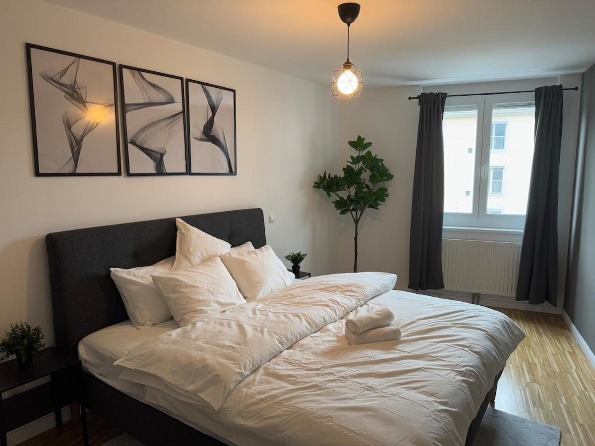 2br, Danube, Central, U6 & S-bahn - Axara Housing Brn 33 Apartment Wien